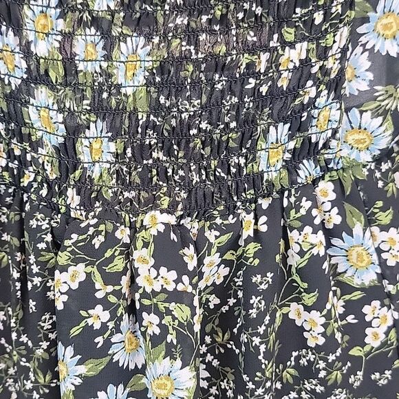 Live to be Spoiled Floral Long Sleeve Dress Mini Length Women's Size M - Picture 8 of 12